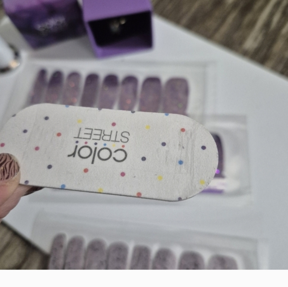 Color Street Color Play Purple Sparkle Nail Strips Set - Picture 4 of 5